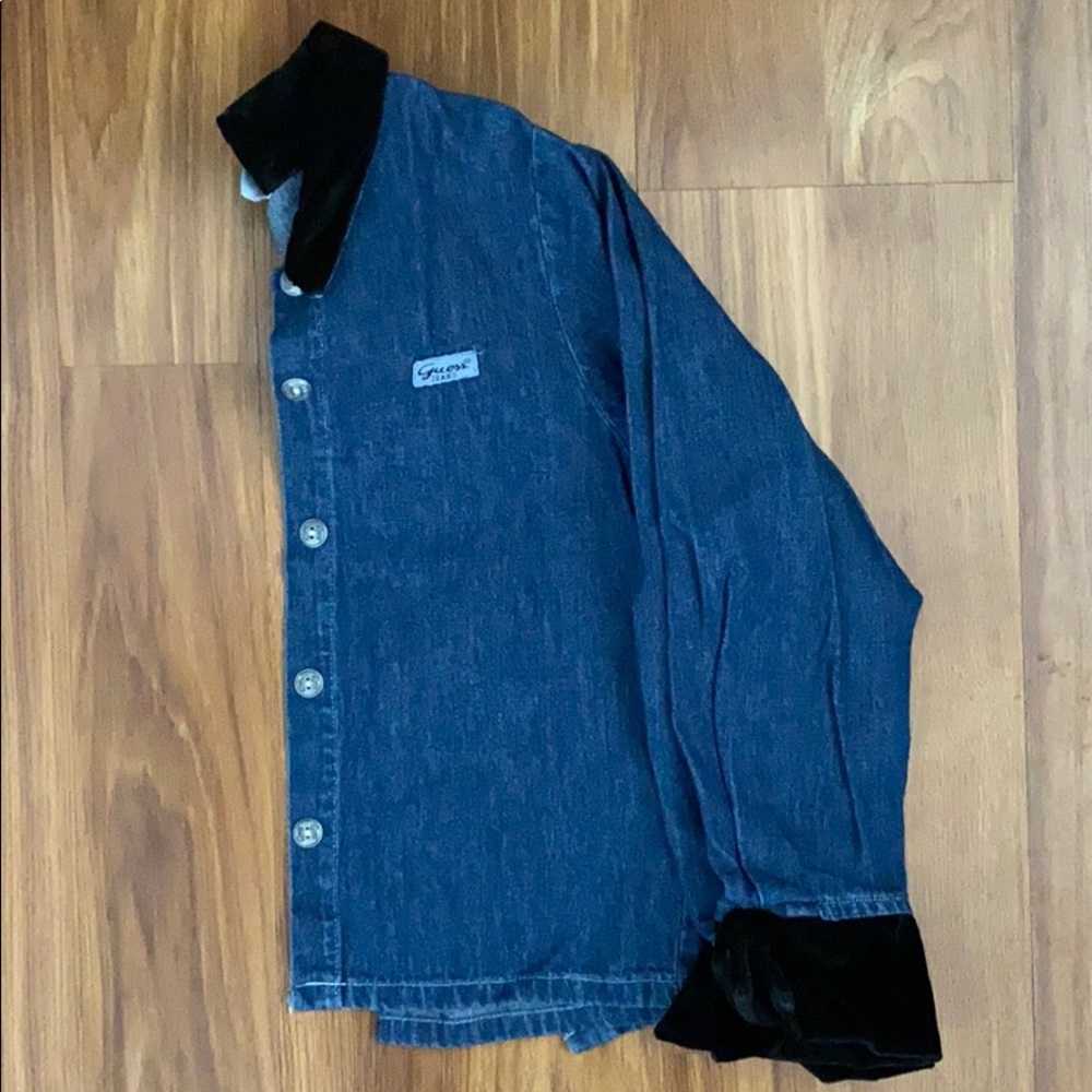 90s guess button up